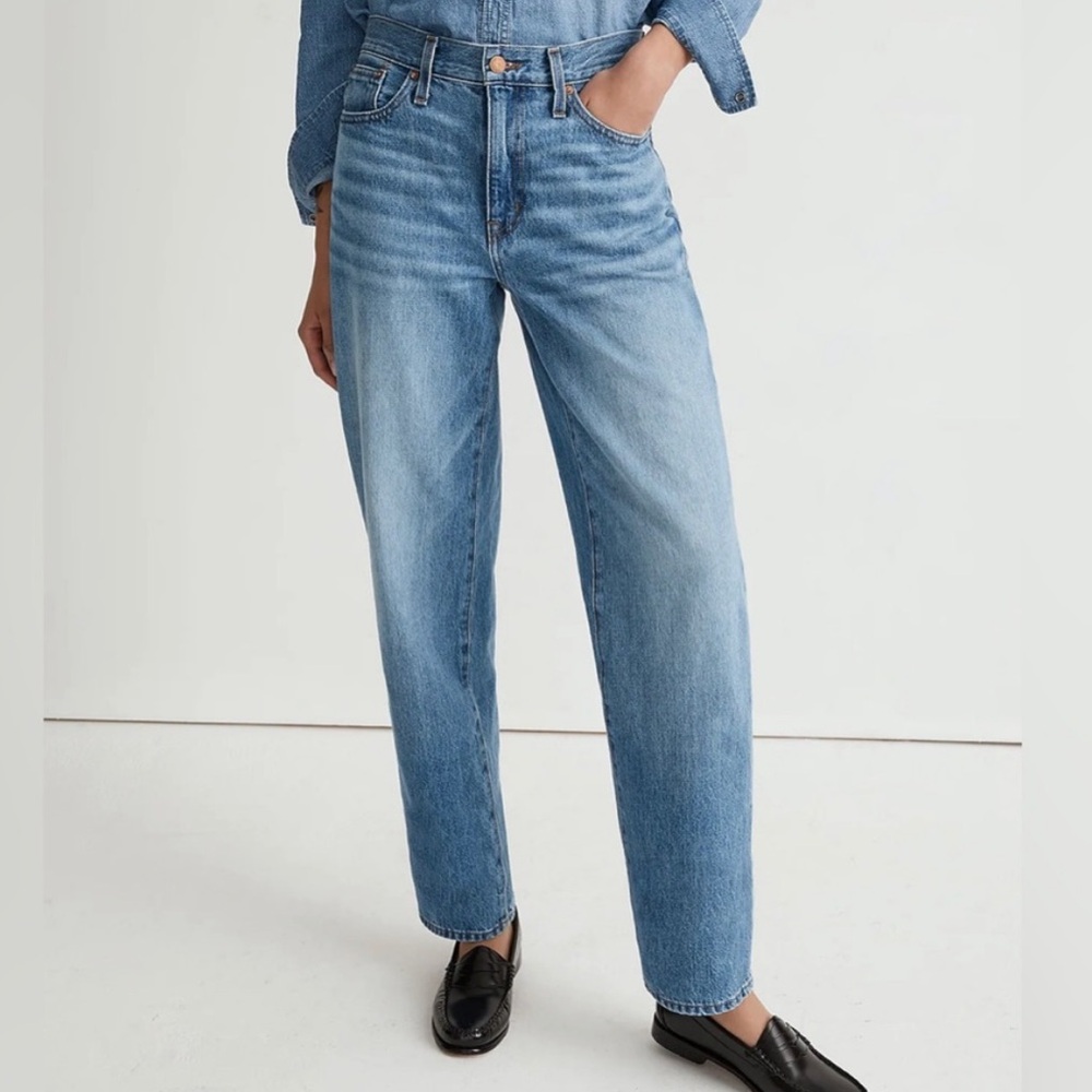 Madewell Slouchy Boyjeans in Rosewell Wash